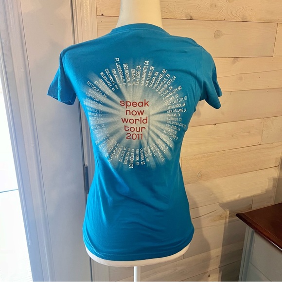 Rare 2011 Speak Now World Tour Taylor Swift T-Shirt - Picture 4 of 10